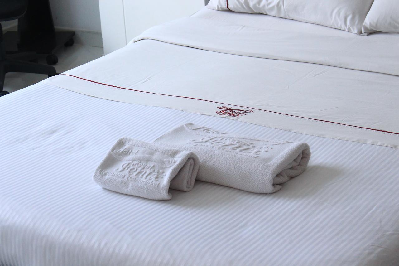 יופאל Hotel Royal Fenix חדר תמונה