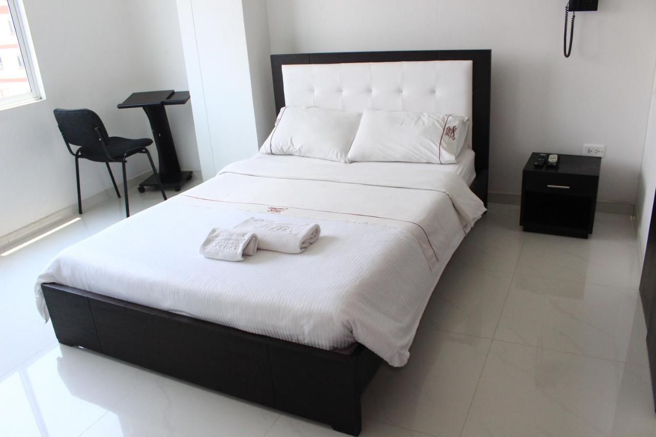 יופאל Hotel Royal Fenix חדר תמונה